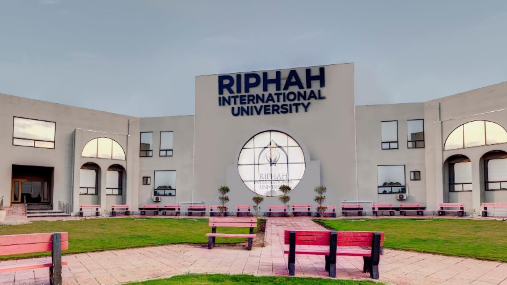 Riphah International University, Islamabad — YES 2026 Awards & Reception